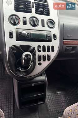 Мінівен Mercedes-Benz Vito 2000 в 