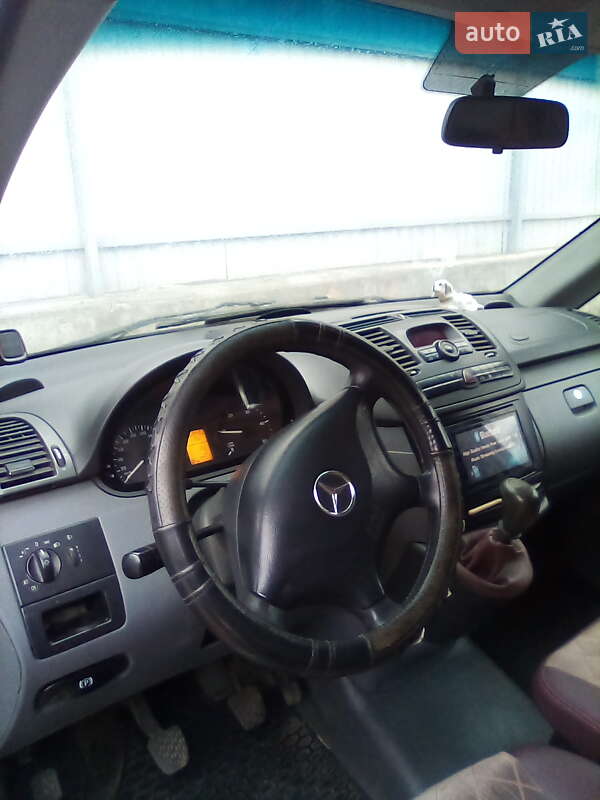 Грузопассажирский фургон Mercedes-Benz Vito 2008 в Житомире фото 5 Грузопассажирский фургон Mercedes-Benz Vito 2008 в Житомире