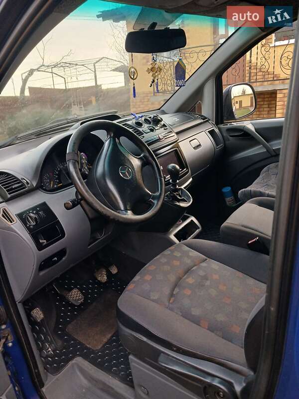 Минивэн Mercedes-Benz Vito 2006 в Бучаче