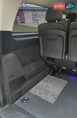 Минивэн Mercedes-Benz Vito 2020 в 