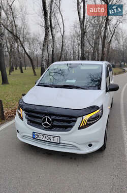 Минивэн Mercedes-Benz Vito 2020 в 