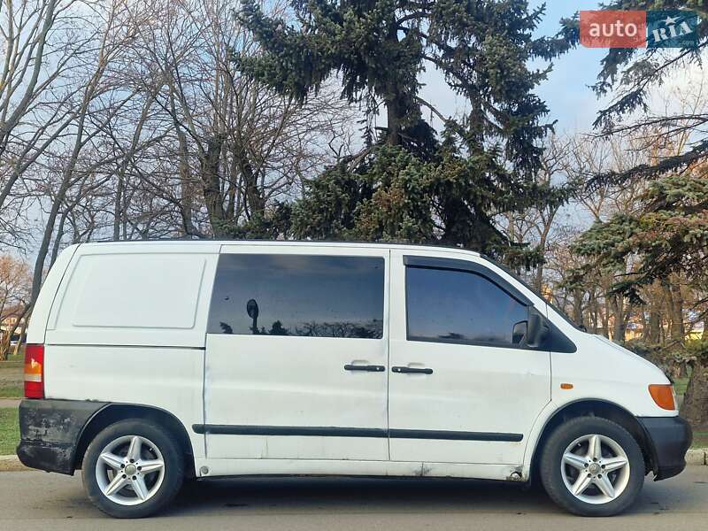 Минивэн Mercedes-Benz Vito 2000 в Николаеве