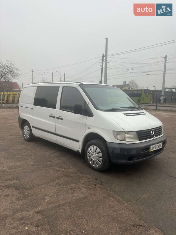 Мінівен Mercedes-Benz Vito 2002 в Житомирі