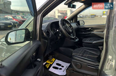 Мінівен Mercedes-Benz Vito 2015 в 
