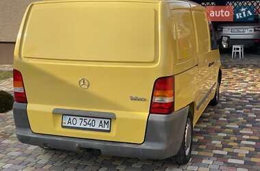 Вантажний фургон Mercedes-Benz Vito 2003 в Тячеві