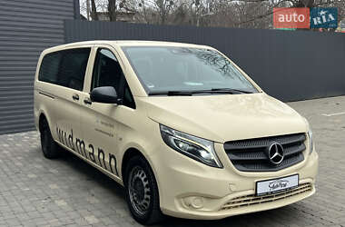 Мінівен Mercedes-Benz Vito 2016 в Чернівцях