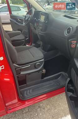 Мінівен Mercedes-Benz Vito 2019 в 