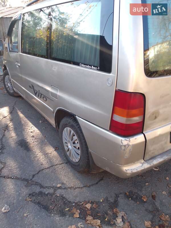 Минивэн Mercedes-Benz Vito 2003 в Кривом Роге