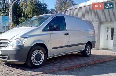 Вантажний фургон Mercedes-Benz Vito 2012 в Чорткові