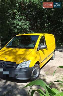 Вантажопасажирський фургон Mercedes-Benz Vito 2011 в Києві