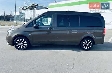 Минивэн Mercedes-Benz Vito 2019 в 