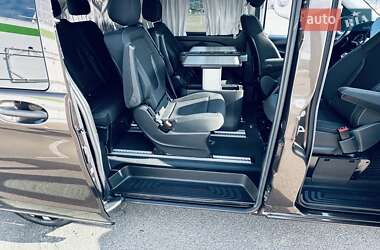 Минивэн Mercedes-Benz Vito 2019 в 