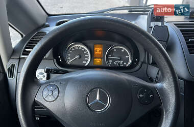 Вантажний фургон Mercedes-Benz Vito 2012 в 
