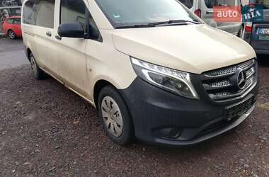 Mercedes-Benz Vito 2015