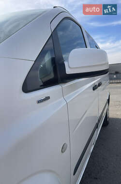 Мінівен Mercedes-Benz Vito 2014 в 