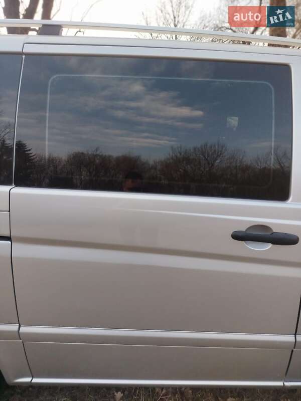 Минивэн Mercedes-Benz Vito 2010 в Сторожинце