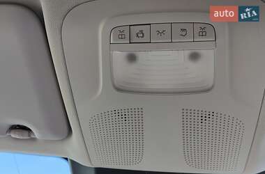 Минивэн Mercedes-Benz Vito 2017 в 