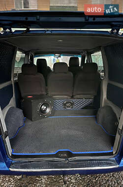 Минивэн Mercedes-Benz Vito 2003 в 