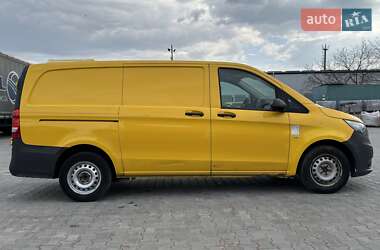 Вантажний фургон Mercedes-Benz Vito 2016 в 
