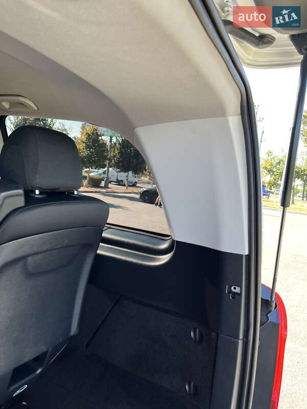 Минивэн Mercedes-Benz Vito 2018 в Буче фото 69 Минивэн Mercedes-Benz Vito 2018 в Буче