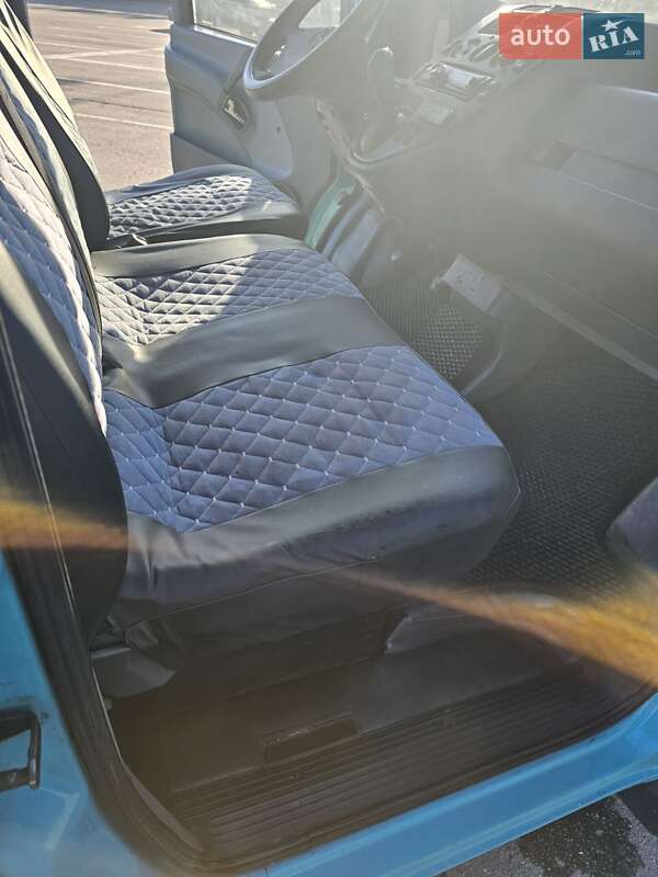 Вантажопасажирський фургон Mercedes-Benz Vito 1998 в Сумах