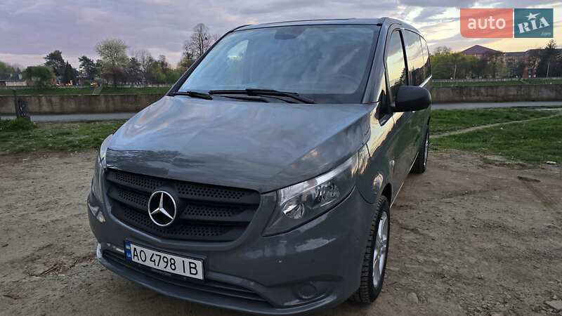 Mercedes-Benz Vito 2015