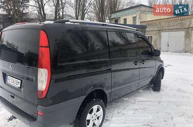 Вантажний фургон Mercedes-Benz Vito 2011 в 