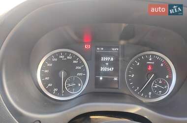 Минивэн Mercedes-Benz Vito 2019 в 