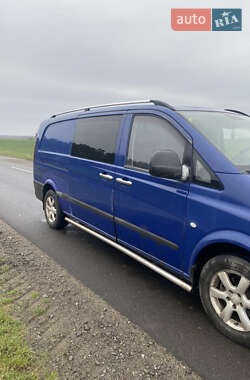 Вантажний фургон Mercedes-Benz Vito 2004 в 