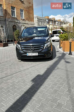 Минивэн Mercedes-Benz Vito 2017 в 