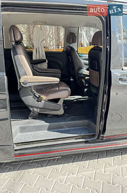 Минивэн Mercedes-Benz Vito 2017 в 