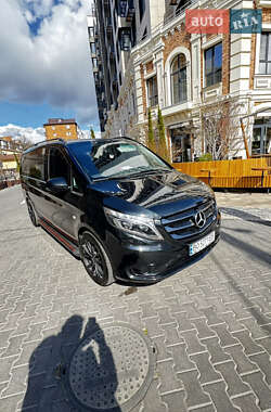 Минивэн Mercedes-Benz Vito 2017 в 