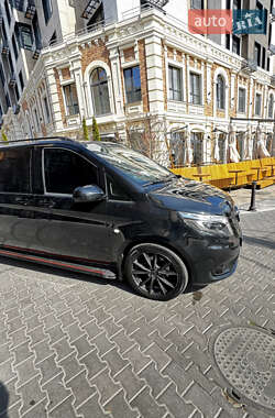 Минивэн Mercedes-Benz Vito 2017 в 