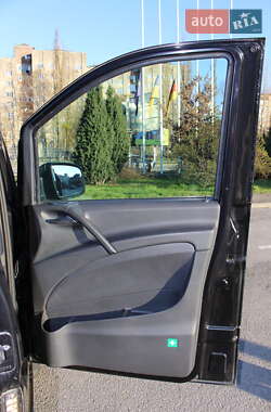 Минивэн Mercedes-Benz Vito 2012 в 