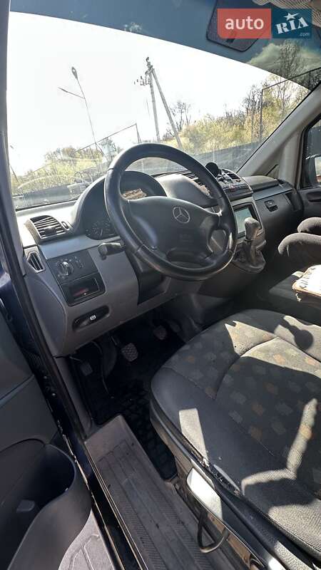 Минивэн Mercedes-Benz Vito 2004 в Иршаве