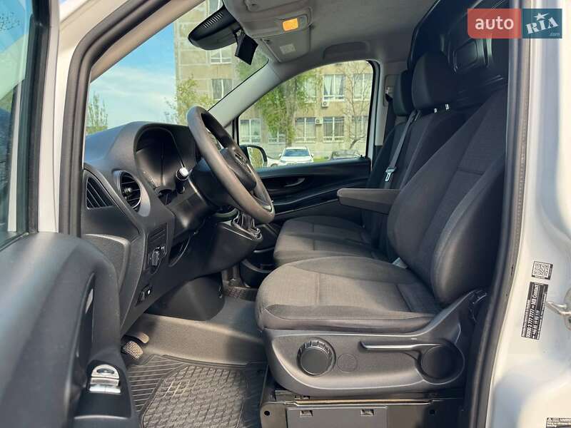 Вантажний фургон Mercedes-Benz Vito 2018 в Дніпрі