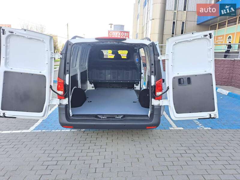 Грузовой фургон Mercedes-Benz Vito 2020 в Черновцах
