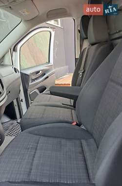 Грузовой фургон Mercedes-Benz Vito 2020 в 