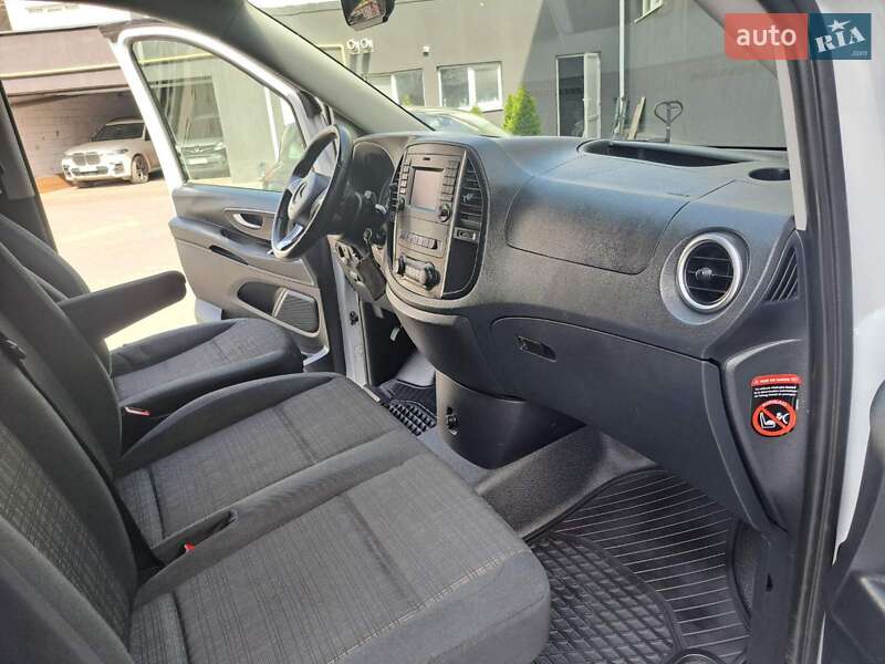 Грузовой фургон Mercedes-Benz Vito 2020 в Черновцах