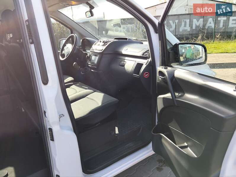 Минивэн Mercedes-Benz Vito 2011 в Житомире