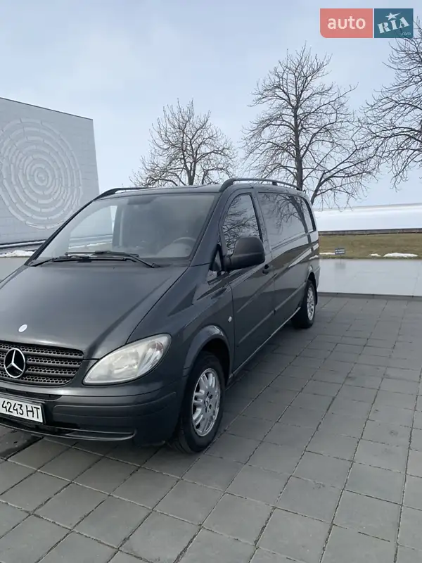 Грузовой фургон Mercedes-Benz Vito 2006 в 
