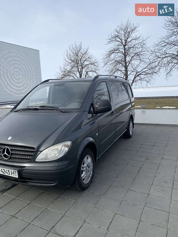 Грузовой фургон Mercedes-Benz Vito 2006 в Светловодске