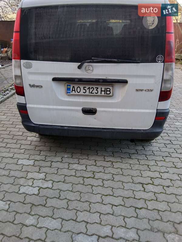 Минивэн Mercedes-Benz Vito 2006 в Мукачево