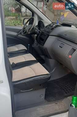 Грузопассажирский фургон Mercedes-Benz Vito 2010 в 