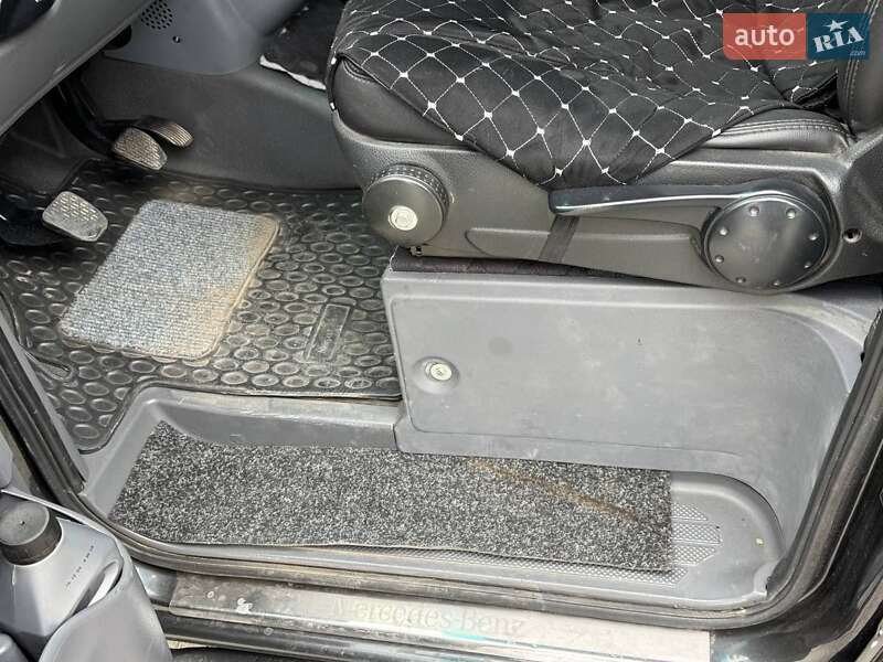 Минивэн Mercedes-Benz Vito 2004 в Новоднестровске