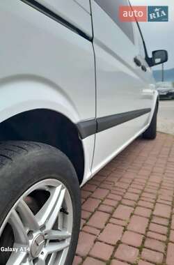 Мінівен Mercedes-Benz Vito 2010 в 