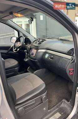 Минивэн Mercedes-Benz Vito 2009 в 