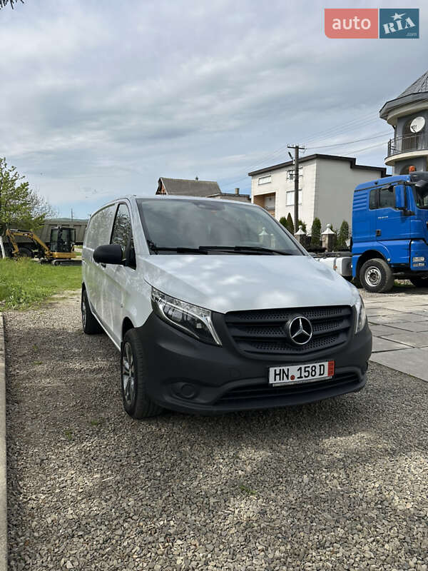 Вантажний фургон Mercedes-Benz Vito 2020 в Тячеві