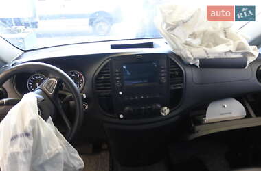 Вантажний фургон Mercedes-Benz Vito 2021 в 