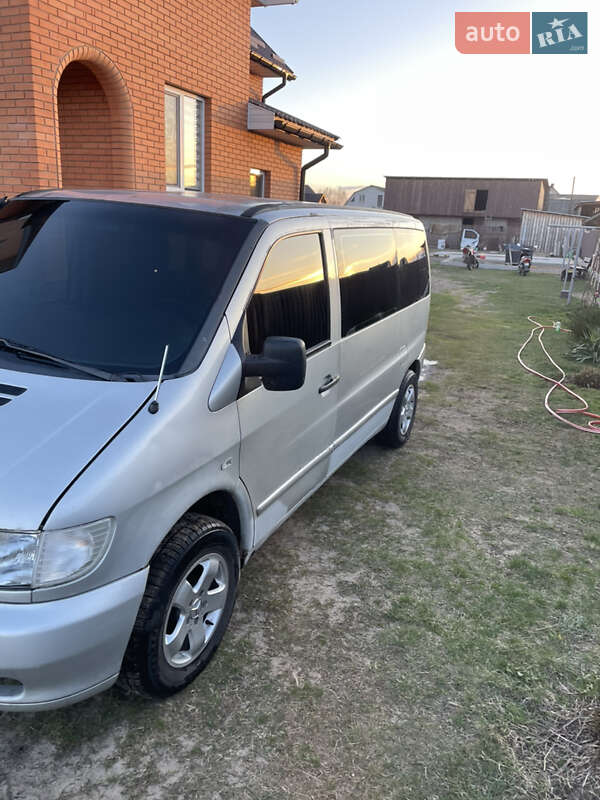 Минивэн Mercedes-Benz Vito 2003 в Обухове